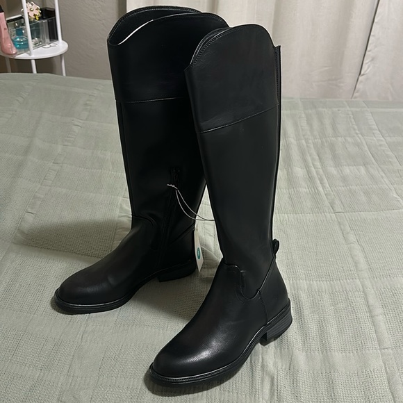 NWT TALL DRESS BOOTS SIZE 8 - Picture 1 of 7